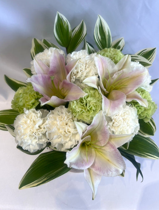 供花 アレンジ　オープン記念送料無料（大阪府内のみ）