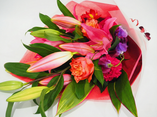 ピンク百合の花束