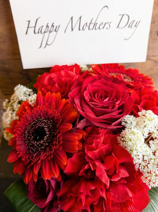 【母の日】定番カーネーションのアレンジメント