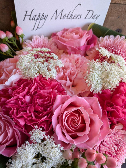 【母の日】優しい色のカーネーションアレンジ