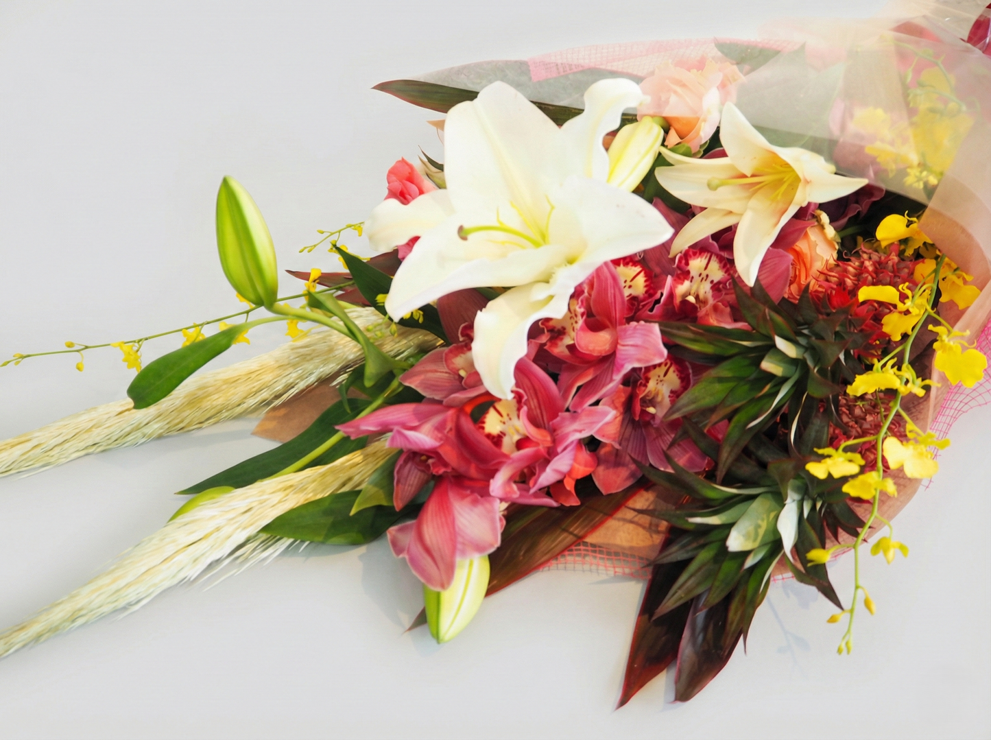 エレガントな花束