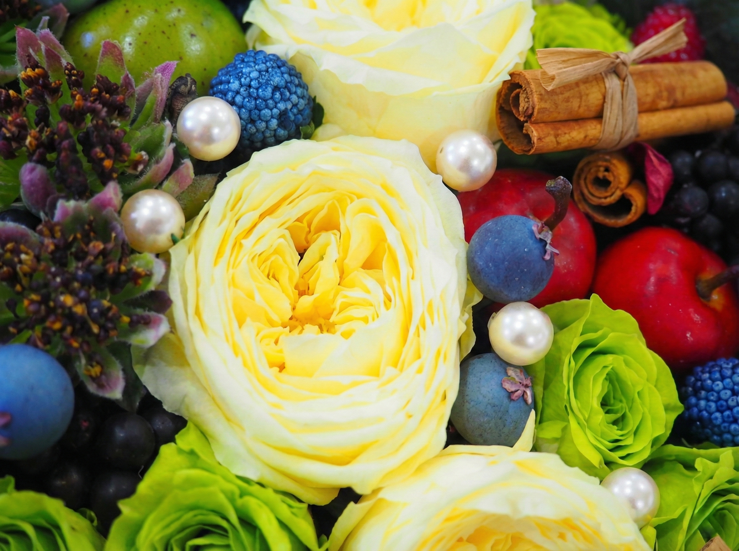 プリザーブドのボックスフラワー