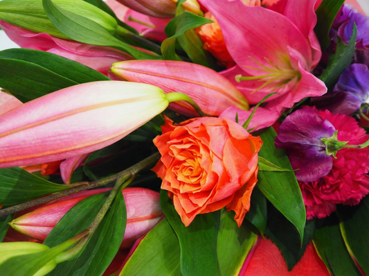 ピンク百合の花束